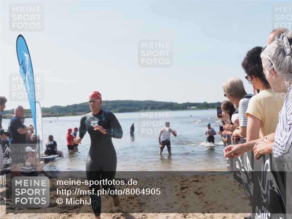 22.06.2025 - Viking Triathlon MichiJ http://msf.ph/oto/8064905 22.06.2025 10:29:38 Schwimmen 6, 612 meine-sportfotos.de