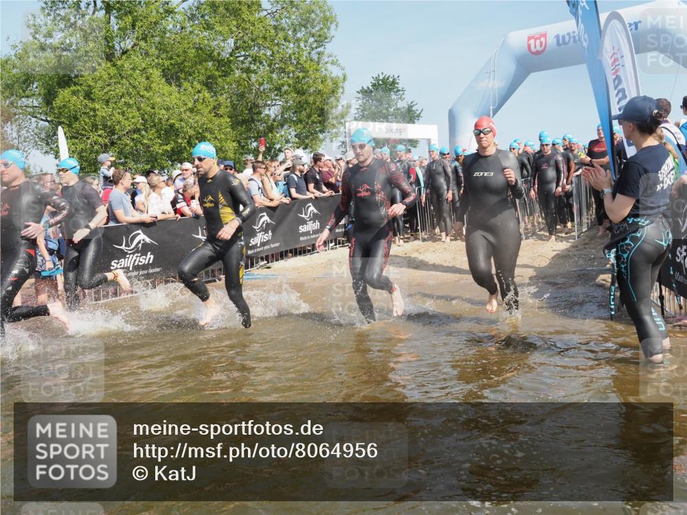 22.06.2025 - Viking Triathlon KatJ http://msf.ph/oto/8064956 22.06.2025 10:05:09 Schwimmen 94, 232, 291, 386, 388, 395, 407, 500, 605, 627 meine-sportfotos.de