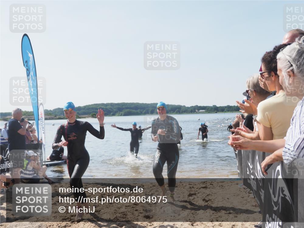 22.06.2025 - Viking Triathlon MichiJ http://msf.ph/oto/8064975 22.06.2025 10:30:05 Schwimmen 175, 203, 264, 299, 374, 473, 626 meine-sportfotos.de