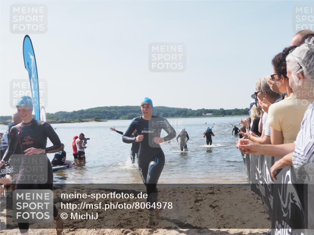 22.06.2025 - Viking Triathlon MichiJ http://msf.ph/oto/8064978 22.06.2025 10:30:05 Schwimmen 175, 203, 264, 299, 374, 473, 626 meine-sportfotos.de