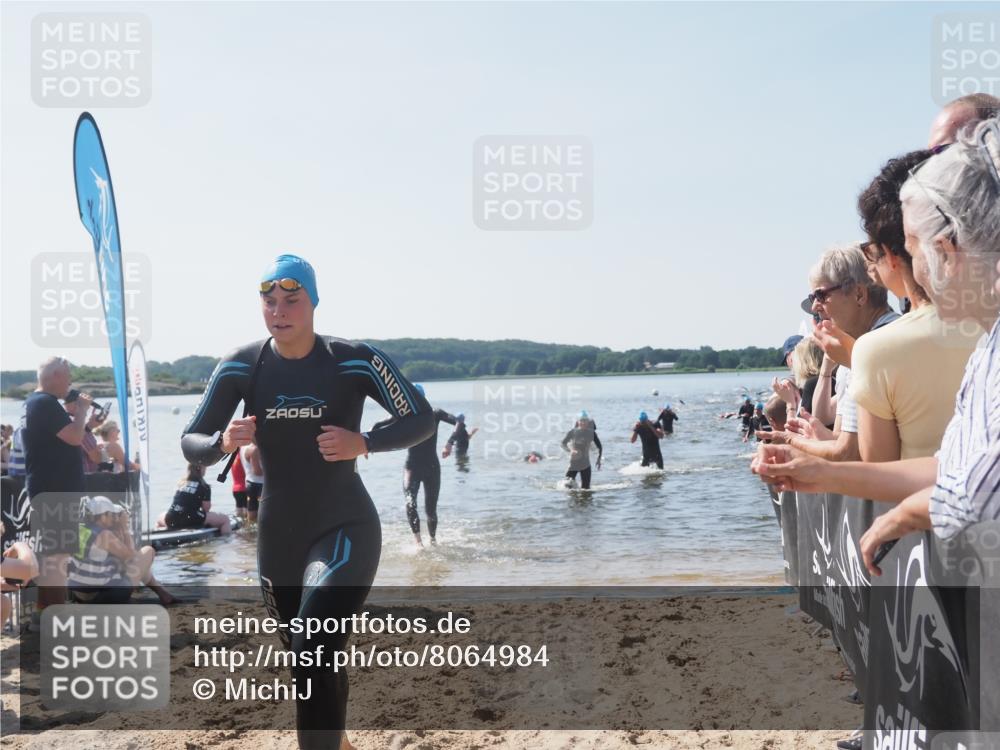 22.06.2025 - Viking Triathlon MichiJ http://msf.ph/oto/8064984 22.06.2025 10:30:06 Schwimmen 132, 175, 203, 264, 374, 491, 626 meine-sportfotos.de