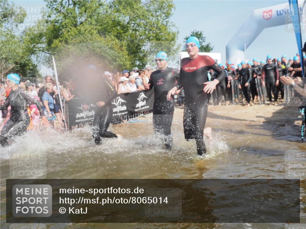 22.06.2025 - Viking Triathlon KatJ http://msf.ph/oto/8065014 22.06.2025 10:05:16 Schwimmen 57, 59, 61, 94, 138, 171, 172, 291, 346, 388, 389, 395, 418, 536, 627 meine-sportfotos.de