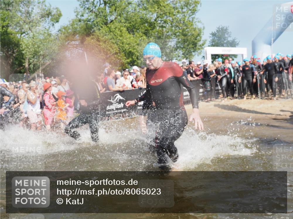 22.06.2025 - Viking Triathlon KatJ http://msf.ph/oto/8065023 22.06.2025 10:05:16 Schwimmen 57, 59, 61, 94, 138, 171, 172, 291, 346, 388, 389, 395, 418, 536, 627 meine-sportfotos.de
