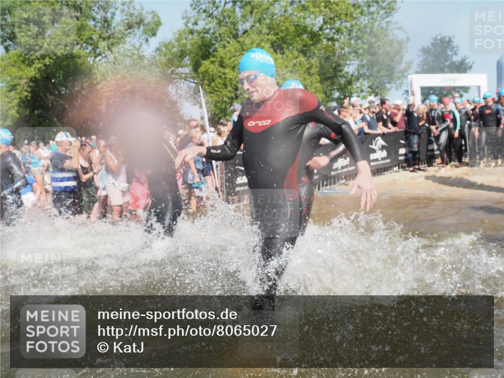 22.06.2025 - Viking Triathlon KatJ http://msf.ph/oto/8065027 22.06.2025 10:05:16 Schwimmen 57, 59, 61, 94, 138, 171, 172, 291, 346, 388, 389, 395, 418, 536, 627 meine-sportfotos.de