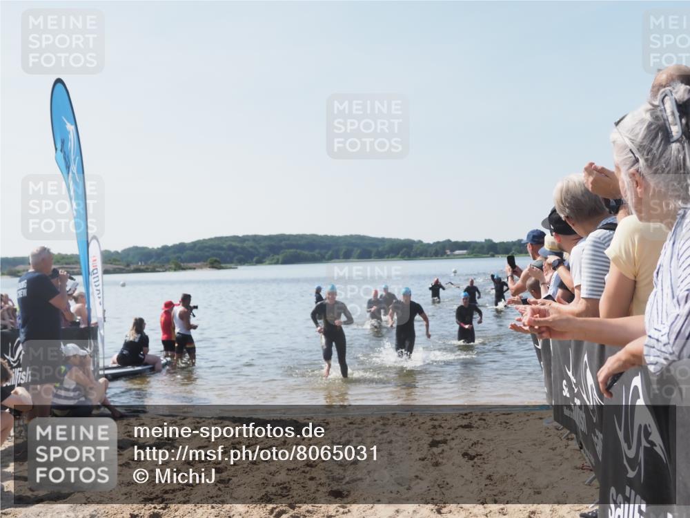 22.06.2025 - Viking Triathlon MichiJ http://msf.ph/oto/8065031 22.06.2025 10:30:11 Schwimmen 132, 175, 203, 374, 381, 491, 626, 643 meine-sportfotos.de