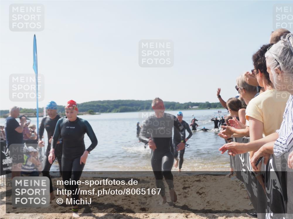 22.06.2025 - Viking Triathlon MichiJ http://msf.ph/oto/8065167 22.06.2025 10:30:26 Schwimmen 132, 381, 393, 491, 551, 626, 643 meine-sportfotos.de
