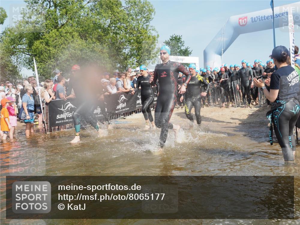 22.06.2025 - Viking Triathlon KatJ http://msf.ph/oto/8065177 22.06.2025 10:05:29 Schwimmen 22, 61, 150, 167, 181, 210, 228, 314, 437, 439, 462, 538, 601, 603, 654, 655 meine-sportfotos.de