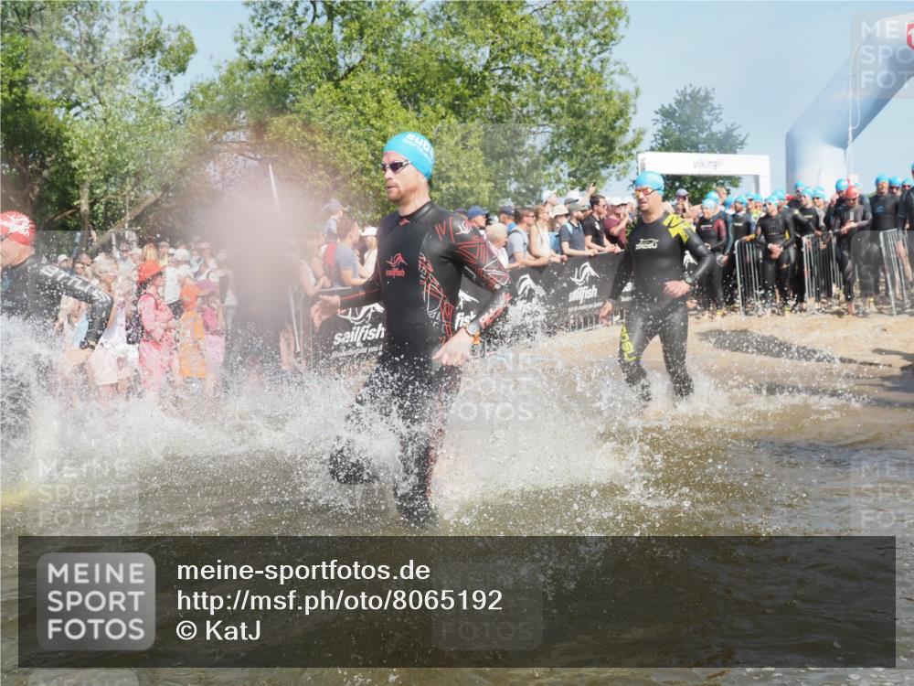 22.06.2025 - Viking Triathlon KatJ http://msf.ph/oto/8065192 22.06.2025 10:05:29 Schwimmen 22, 61, 150, 167, 181, 210, 228, 314, 437, 439, 462, 538, 601, 603, 654, 655 meine-sportfotos.de