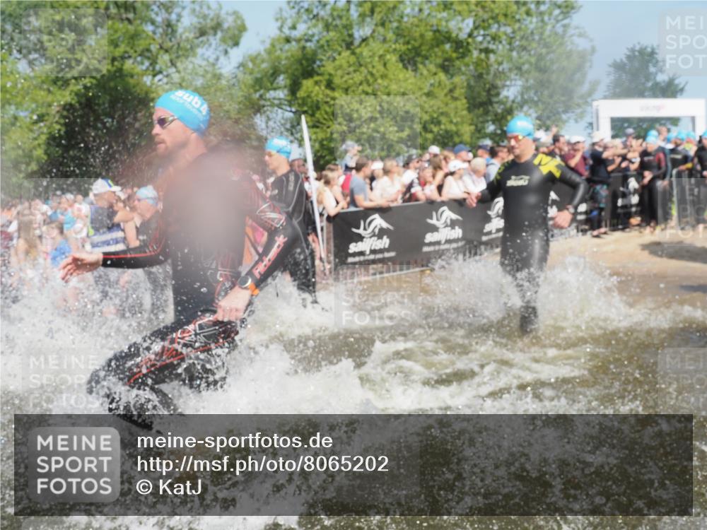 22.06.2025 - Viking Triathlon KatJ http://msf.ph/oto/8065202 22.06.2025 10:05:30 Schwimmen 22, 150, 167, 181, 210, 228, 314, 437, 439, 462, 538, 601, 603, 654, 655 meine-sportfotos.de