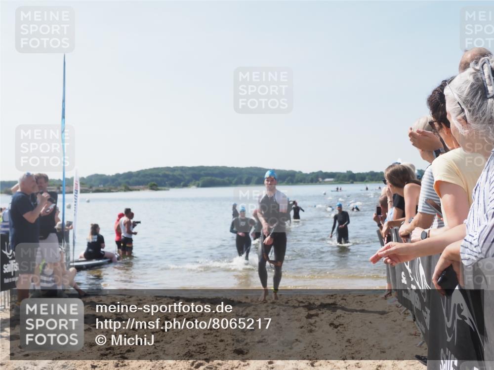22.06.2025 - Viking Triathlon MichiJ http://msf.ph/oto/8065217 22.06.2025 10:30:38 Schwimmen 13, 188, 393, 551, 630, 651 meine-sportfotos.de