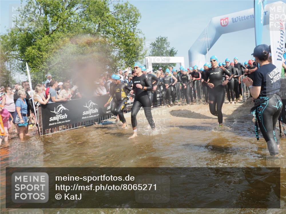 22.06.2025 - Viking Triathlon KatJ http://msf.ph/oto/8065271 22.06.2025 10:05:38 Schwimmen 22, 65, 83, 135, 150, 167, 181, 194, 210, 361, 379, 439, 462, 511, 517, 538, 553, 603, 653, 654 meine-sportfotos.de