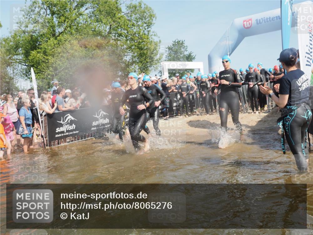 22.06.2025 - Viking Triathlon KatJ http://msf.ph/oto/8065276 22.06.2025 10:05:38 Schwimmen 22, 65, 83, 135, 150, 167, 181, 194, 210, 361, 379, 439, 462, 511, 517, 538, 553, 603, 653, 654 meine-sportfotos.de