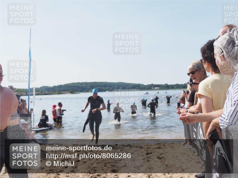 22.06.2025 - Viking Triathlon MichiJ http://msf.ph/oto/8065286 22.06.2025 10:30:51 Schwimmen 45, 162, 188, 347, 444, 510, 630 meine-sportfotos.de