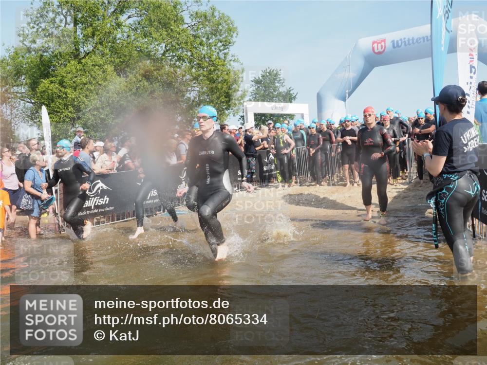 22.06.2025 - Viking Triathlon KatJ http://msf.ph/oto/8065334 22.06.2025 10:05:43 Schwimmen 22, 65, 83, 135, 194, 210, 361, 379, 439, 462, 511, 517, 553, 653 meine-sportfotos.de