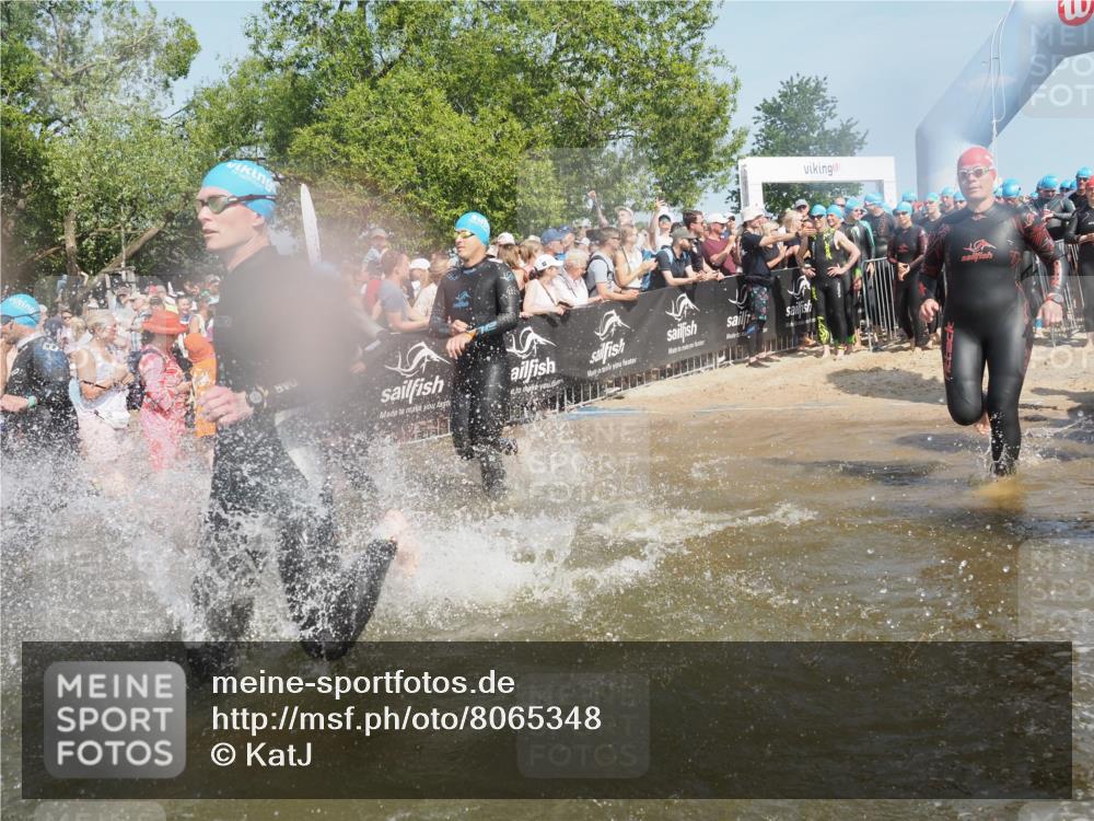 22.06.2025 - Viking Triathlon KatJ http://msf.ph/oto/8065348 22.06.2025 10:05:43 Schwimmen 22, 65, 83, 135, 194, 210, 361, 379, 439, 462, 511, 517, 553, 653 meine-sportfotos.de