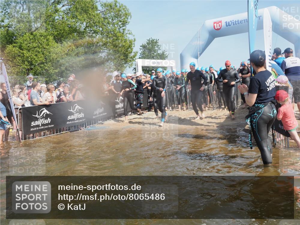 22.06.2025 - Viking Triathlon KatJ http://msf.ph/oto/8065486 22.06.2025 10:05:58 Schwimmen 68, 128, 169, 211, 269, 275, 397, 441, 442, 460, 465, 530, 633, 644 meine-sportfotos.de