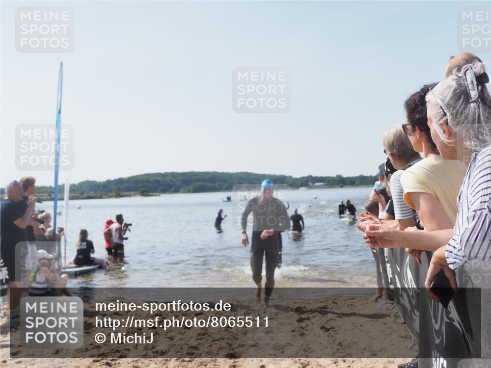 22.06.2025 - Viking Triathlon MichiJ http://msf.ph/oto/8065511 22.06.2025 10:31:19 Schwimmen 3, 8, 216, 236, 311, 330, 469 meine-sportfotos.de