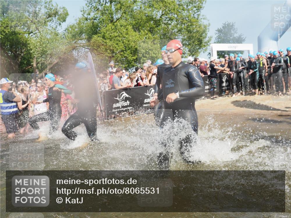 22.06.2025 - Viking Triathlon KatJ http://msf.ph/oto/8065531 22.06.2025 10:06:01 Schwimmen 68, 144, 169, 249, 269, 390, 397, 441, 442, 460, 465, 489, 508, 644 meine-sportfotos.de