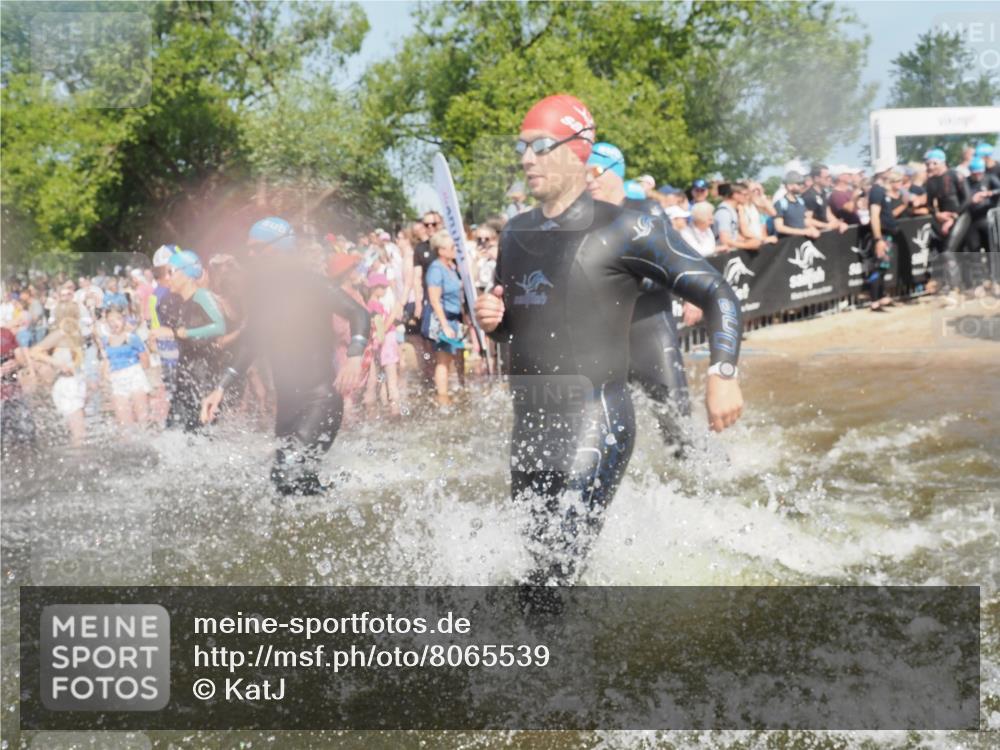 22.06.2025 - Viking Triathlon KatJ http://msf.ph/oto/8065539 22.06.2025 10:06:01 Schwimmen 68, 144, 169, 249, 269, 390, 397, 441, 442, 460, 465, 489, 508, 644 meine-sportfotos.de
