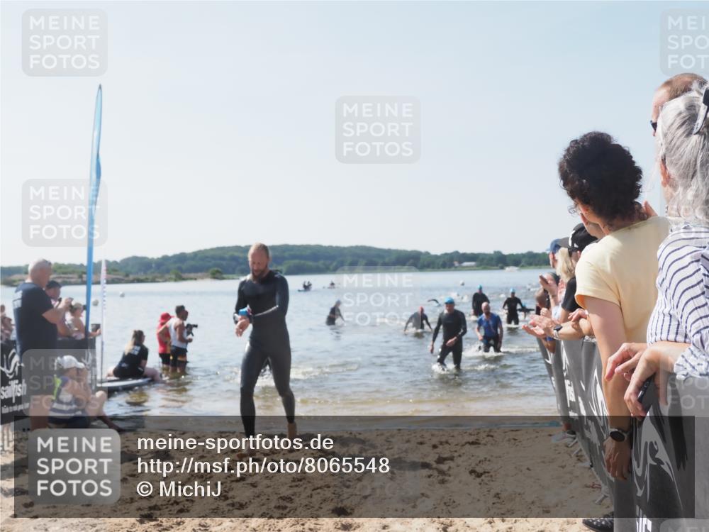 22.06.2025 - Viking Triathlon MichiJ http://msf.ph/oto/8065548 22.06.2025 10:31:32 Schwimmen 3, 8, 98, 137, 158, 189, 236, 311, 340, 350, 469, 613, 648 meine-sportfotos.de
