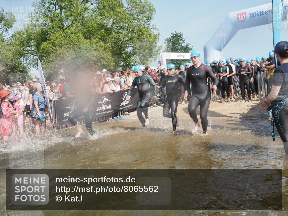 22.06.2025 - Viking Triathlon KatJ http://msf.ph/oto/8065562 22.06.2025 10:06:04 Schwimmen 144, 169, 249, 269, 390, 460, 489, 508, 644 meine-sportfotos.de