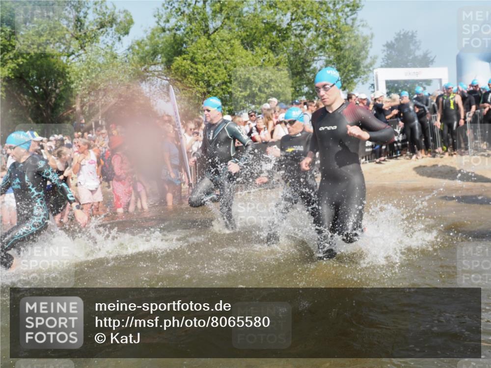 22.06.2025 - Viking Triathlon KatJ http://msf.ph/oto/8065580 22.06.2025 10:06:05 Schwimmen 41, 144, 169, 249, 266, 269, 325, 390, 446, 460, 489, 508, 644 meine-sportfotos.de