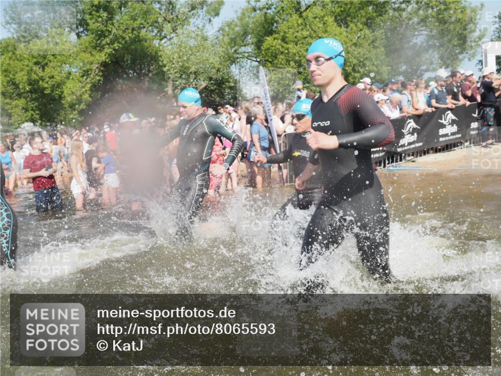 22.06.2025 - Viking Triathlon KatJ http://msf.ph/oto/8065593 22.06.2025 10:06:06 Schwimmen 39, 41, 144, 169, 249, 266, 269, 325, 390, 446, 460, 489, 508, 644 meine-sportfotos.de