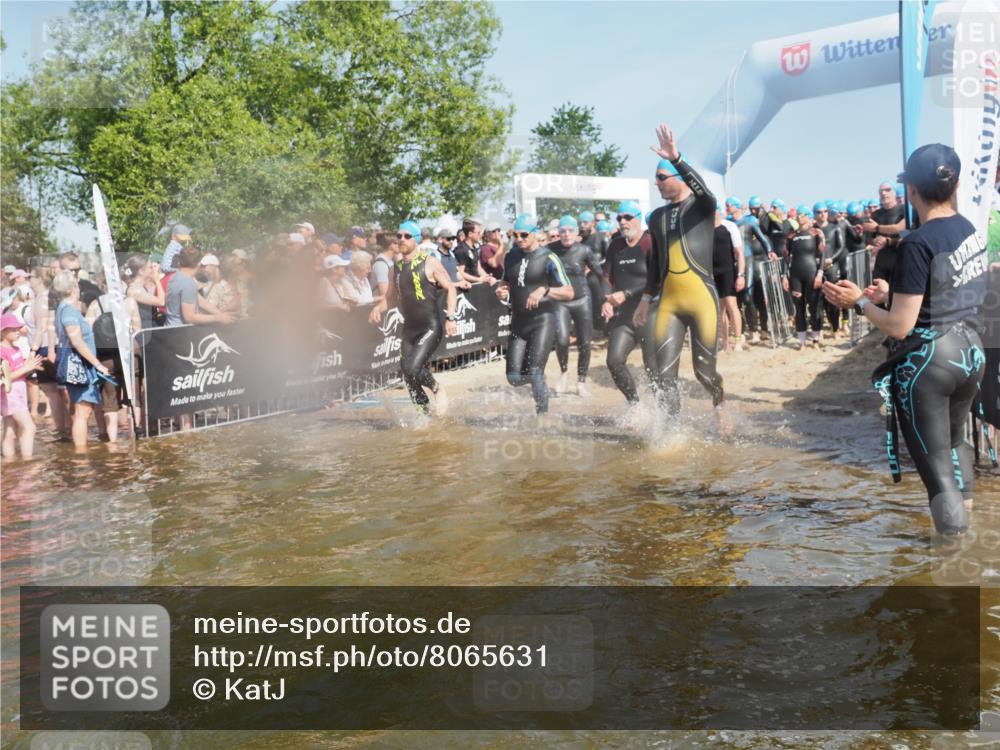 22.06.2025 - Viking Triathlon KatJ http://msf.ph/oto/8065631 22.06.2025 10:06:09 Schwimmen 39, 41, 84, 110, 144, 169, 191, 249, 266, 269, 325, 390, 440, 446, 460, 489, 508, 644 meine-sportfotos.de