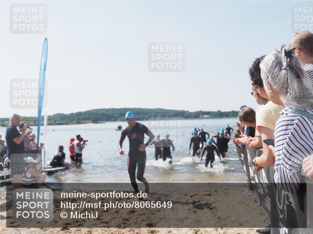22.06.2025 - Viking Triathlon MichiJ http://msf.ph/oto/8065649 22.06.2025 10:31:46 Schwimmen 87, 98, 99, 124, 125, 137, 158, 189, 224, 340, 350, 435, 507, 555, 658 meine-sportfotos.de