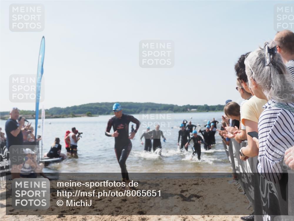 22.06.2025 - Viking Triathlon MichiJ http://msf.ph/oto/8065651 22.06.2025 10:31:46 Schwimmen 87, 98, 99, 124, 125, 137, 158, 189, 224, 340, 350, 435, 507, 555, 658 meine-sportfotos.de