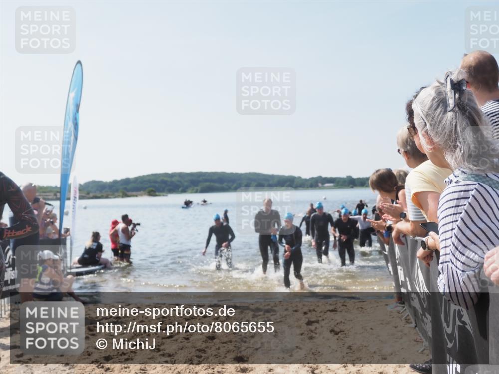 22.06.2025 - Viking Triathlon MichiJ http://msf.ph/oto/8065655 22.06.2025 10:31:47 Schwimmen 87, 98, 99, 124, 125, 137, 158, 189, 224, 340, 350, 435, 507, 555, 658 meine-sportfotos.de
