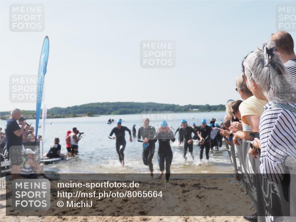 22.06.2025 - Viking Triathlon MichiJ http://msf.ph/oto/8065664 22.06.2025 10:31:48 Schwimmen 87, 98, 99, 124, 125, 137, 158, 189, 224, 340, 350, 435, 449, 507, 555, 658 meine-sportfotos.de