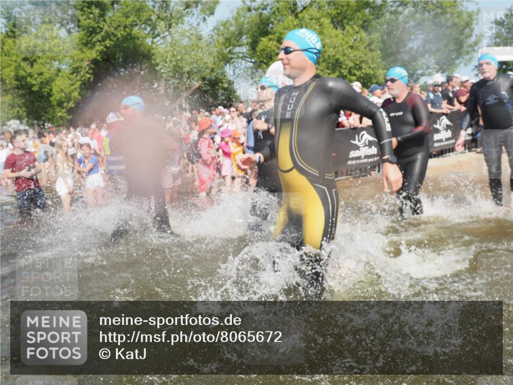 22.06.2025 - Viking Triathlon KatJ http://msf.ph/oto/8065672 22.06.2025 10:06:11 Schwimmen 39, 41, 60, 84, 110, 144, 191, 249, 266, 325, 390, 440, 446, 489, 508 meine-sportfotos.de