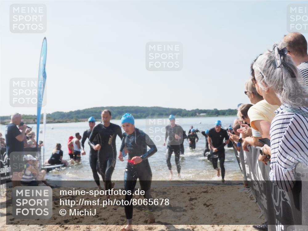 22.06.2025 - Viking Triathlon MichiJ http://msf.ph/oto/8065678 22.06.2025 10:31:50 Schwimmen 87, 98, 99, 124, 125, 137, 158, 189, 224, 350, 435, 449, 507, 555, 658 meine-sportfotos.de