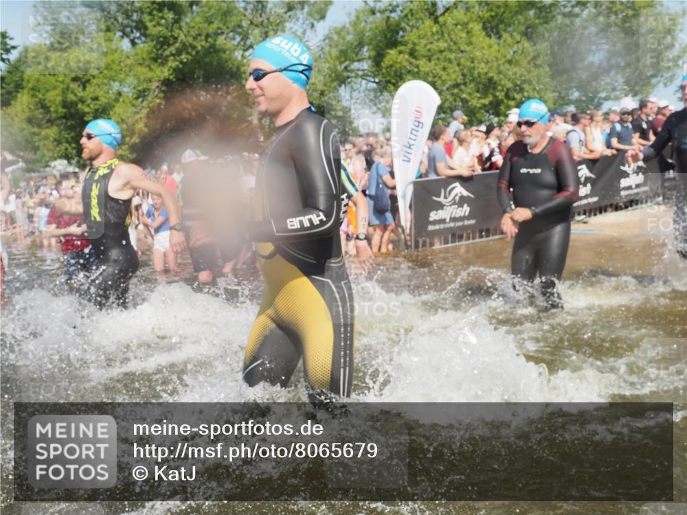 22.06.2025 - Viking Triathlon KatJ http://msf.ph/oto/8065679 22.06.2025 10:06:12 Schwimmen 39, 41, 60, 84, 110, 144, 191, 249, 266, 325, 390, 440, 446, 489, 508 meine-sportfotos.de