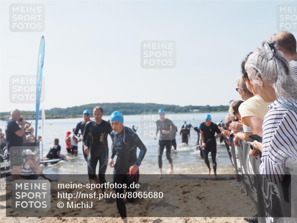 22.06.2025 - Viking Triathlon MichiJ http://msf.ph/oto/8065680 22.06.2025 10:31:50 Schwimmen 87, 98, 99, 124, 125, 137, 158, 189, 224, 350, 435, 449, 507, 555, 658 meine-sportfotos.de