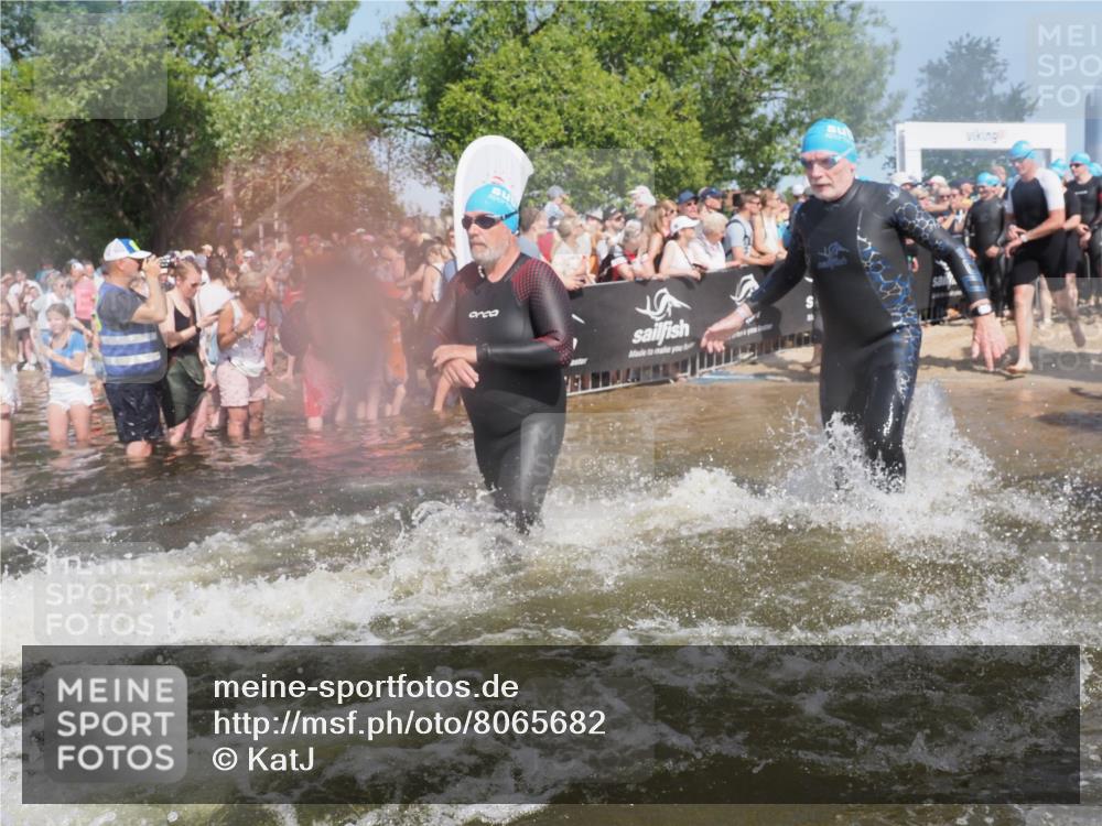 22.06.2025 - Viking Triathlon KatJ http://msf.ph/oto/8065682 22.06.2025 10:06:12 Schwimmen 39, 41, 60, 84, 110, 144, 191, 249, 266, 325, 390, 440, 446, 489, 508 meine-sportfotos.de