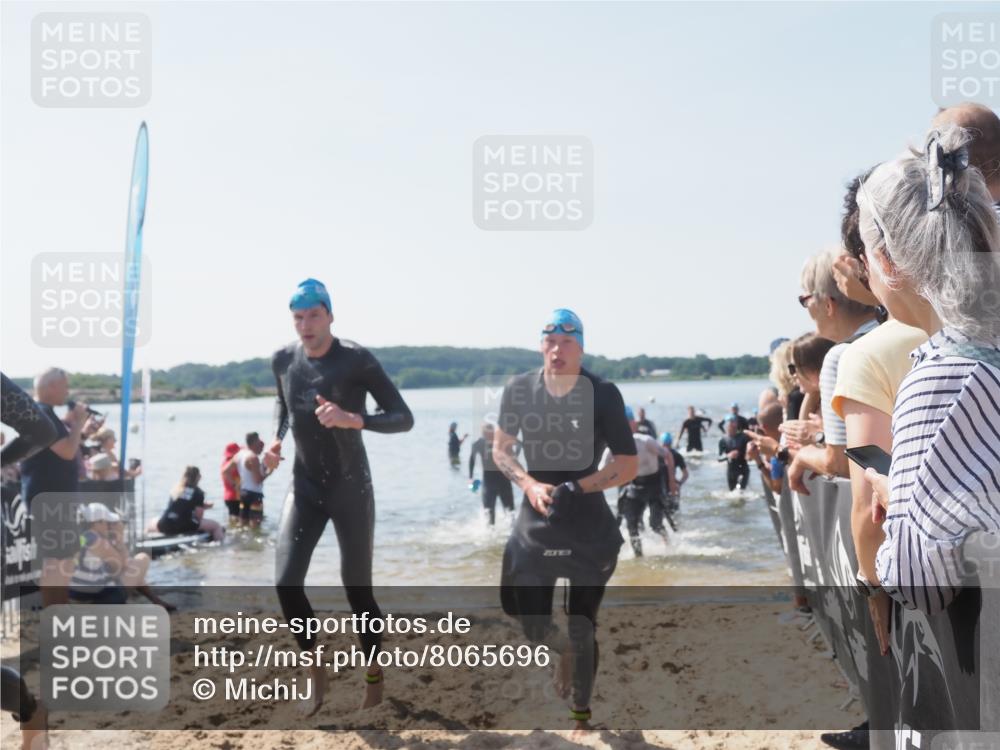 22.06.2025 - Viking Triathlon MichiJ http://msf.ph/oto/8065696 22.06.2025 10:31:52 Schwimmen 63, 87, 98, 99, 124, 125, 189, 224, 350, 435, 449, 507, 555, 658 meine-sportfotos.de