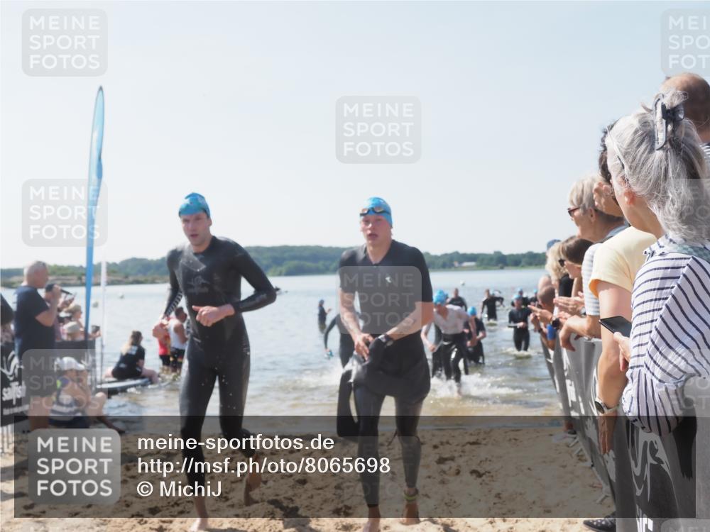 22.06.2025 - Viking Triathlon MichiJ http://msf.ph/oto/8065698 22.06.2025 10:31:52 Schwimmen 63, 87, 98, 99, 124, 125, 189, 224, 350, 435, 449, 507, 555, 658 meine-sportfotos.de