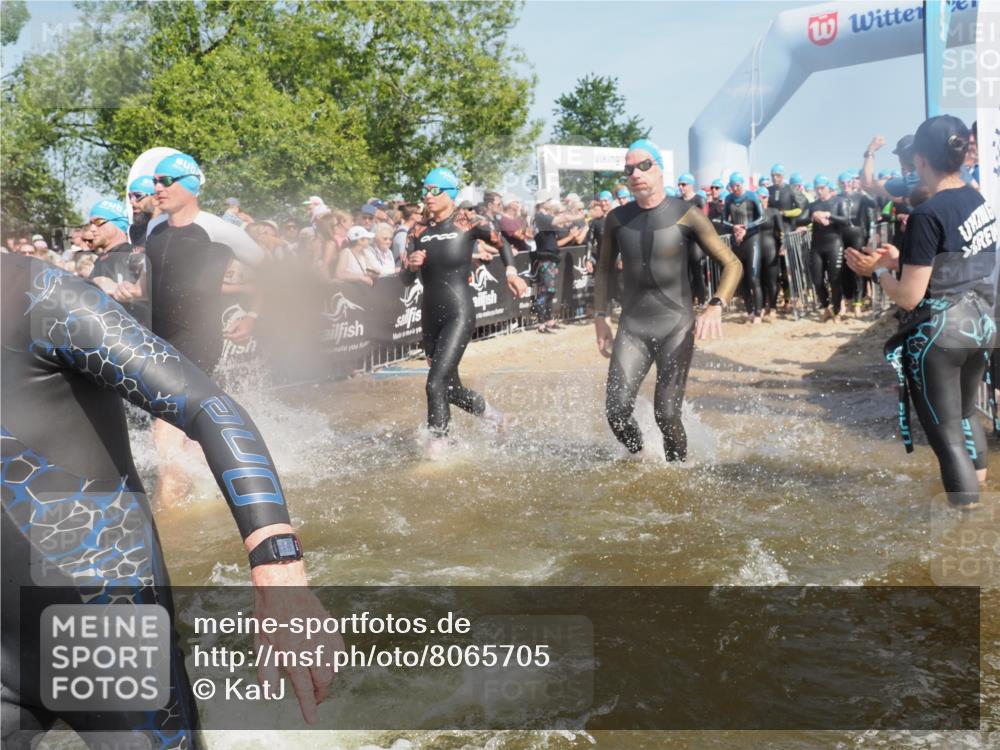 22.06.2025 - Viking Triathlon KatJ http://msf.ph/oto/8065705 22.06.2025 10:06:14 Schwimmen 39, 41, 60, 84, 110, 117, 153, 191, 266, 325, 385, 440, 446, 487, 535 meine-sportfotos.de