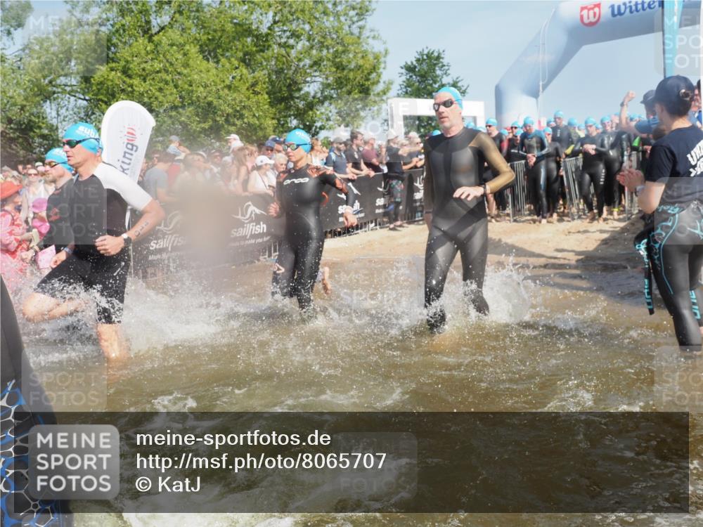 22.06.2025 - Viking Triathlon KatJ http://msf.ph/oto/8065707 22.06.2025 10:06:14 Schwimmen 39, 41, 60, 84, 110, 117, 153, 191, 266, 325, 385, 440, 446, 487, 535 meine-sportfotos.de