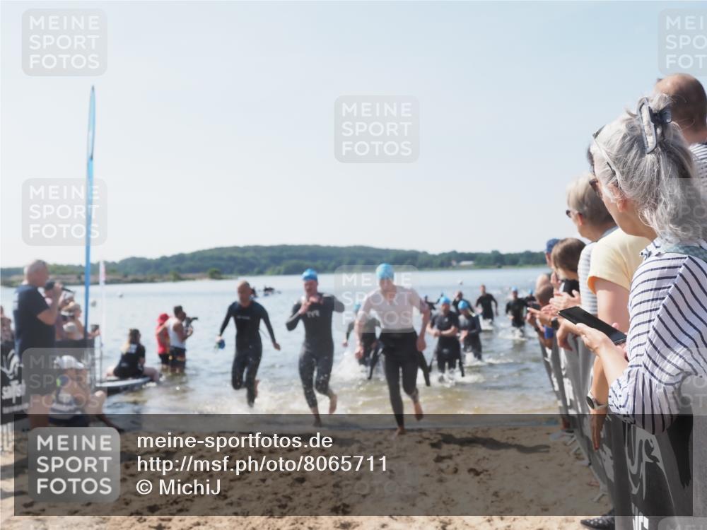 22.06.2025 - Viking Triathlon MichiJ http://msf.ph/oto/8065711 22.06.2025 10:31:54 Schwimmen 63, 87, 99, 124, 125, 224, 435, 449, 488, 507, 555, 658 meine-sportfotos.de