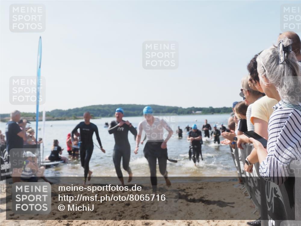 22.06.2025 - Viking Triathlon MichiJ http://msf.ph/oto/8065716 22.06.2025 10:31:55 Schwimmen 63, 87, 99, 124, 125, 224, 226, 435, 449, 464, 488, 507, 555, 658 meine-sportfotos.de