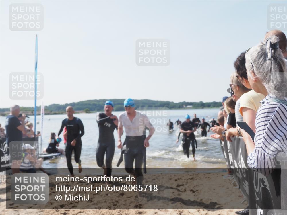 22.06.2025 - Viking Triathlon MichiJ http://msf.ph/oto/8065718 22.06.2025 10:31:55 Schwimmen 63, 87, 99, 124, 125, 224, 226, 435, 449, 464, 488, 507, 555, 658 meine-sportfotos.de