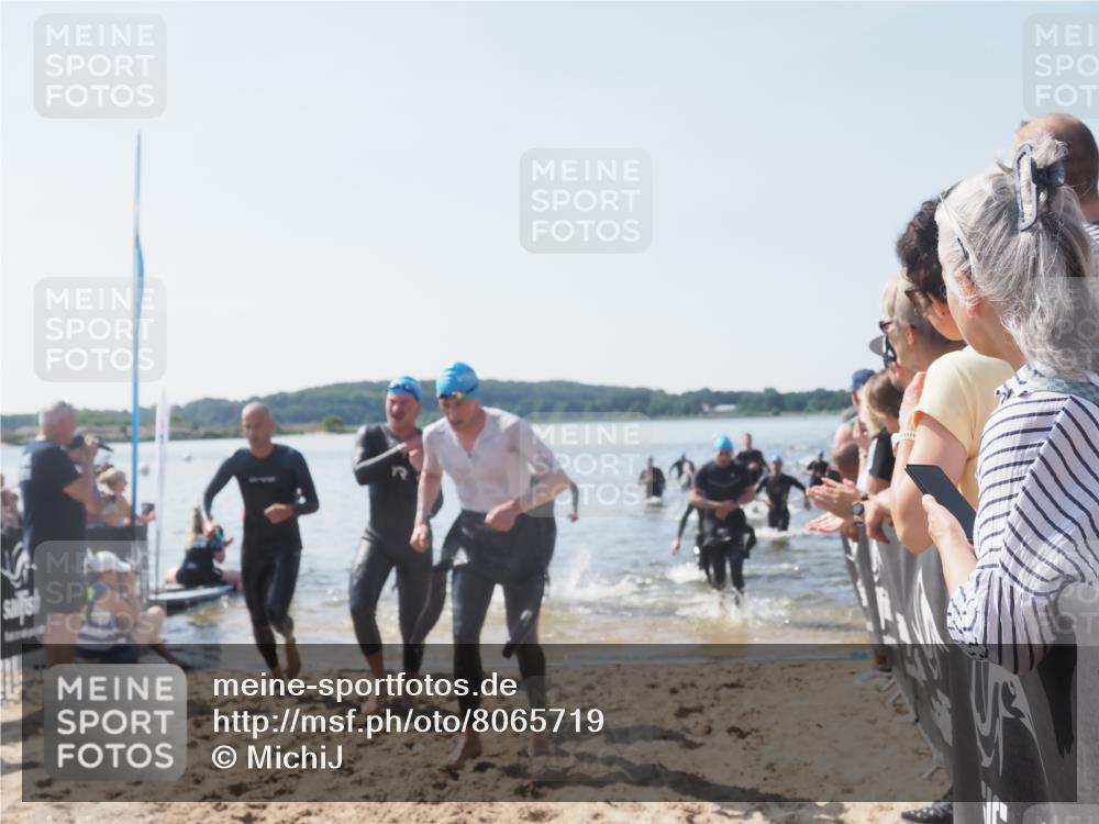 22.06.2025 - Viking Triathlon MichiJ http://msf.ph/oto/8065719 22.06.2025 10:31:55 Schwimmen 63, 87, 99, 124, 125, 224, 226, 435, 449, 464, 488, 507, 555, 658 meine-sportfotos.de