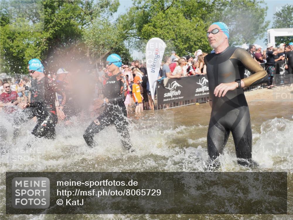 22.06.2025 - Viking Triathlon KatJ http://msf.ph/oto/8065729 22.06.2025 10:06:15 Schwimmen 39, 41, 60, 84, 110, 117, 153, 191, 266, 325, 385, 440, 446, 487, 535 meine-sportfotos.de