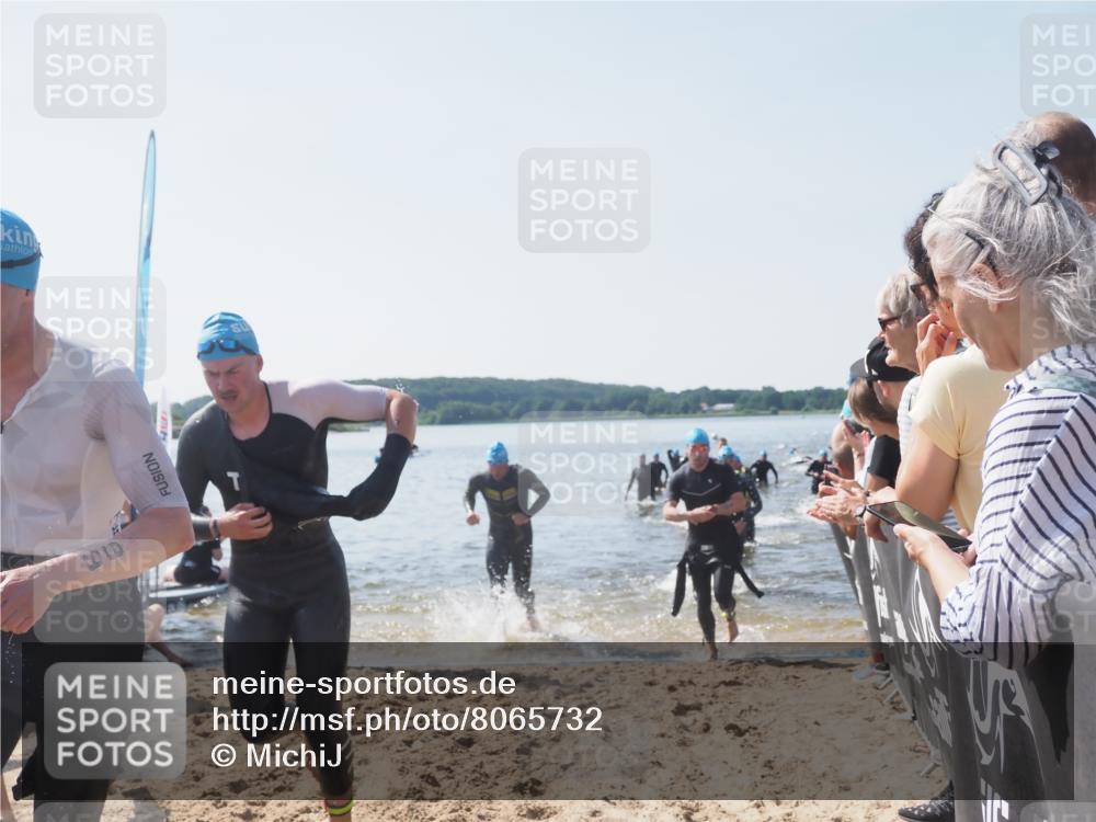 22.06.2025 - Viking Triathlon MichiJ http://msf.ph/oto/8065732 22.06.2025 10:31:57 Schwimmen 63, 87, 99, 124, 125, 193, 224, 226, 271, 435, 449, 464, 488, 507, 555, 658 meine-sportfotos.de