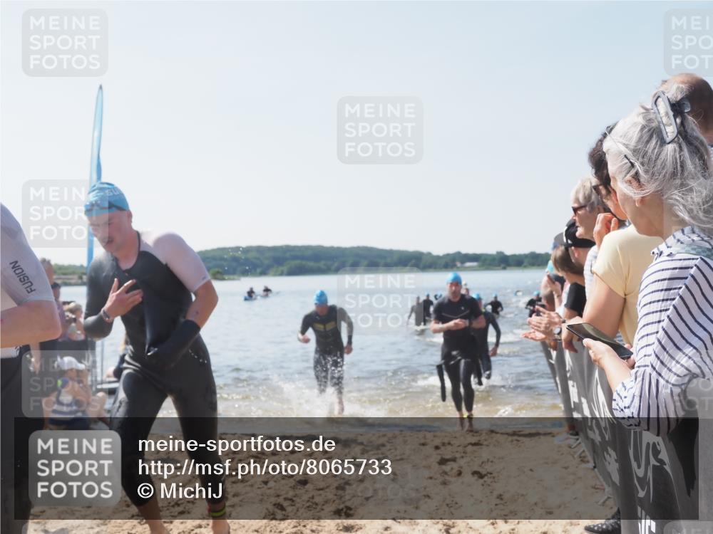 22.06.2025 - Viking Triathlon MichiJ http://msf.ph/oto/8065733 22.06.2025 10:31:57 Schwimmen 63, 87, 99, 124, 125, 193, 224, 226, 271, 435, 449, 464, 488, 507, 555, 658 meine-sportfotos.de