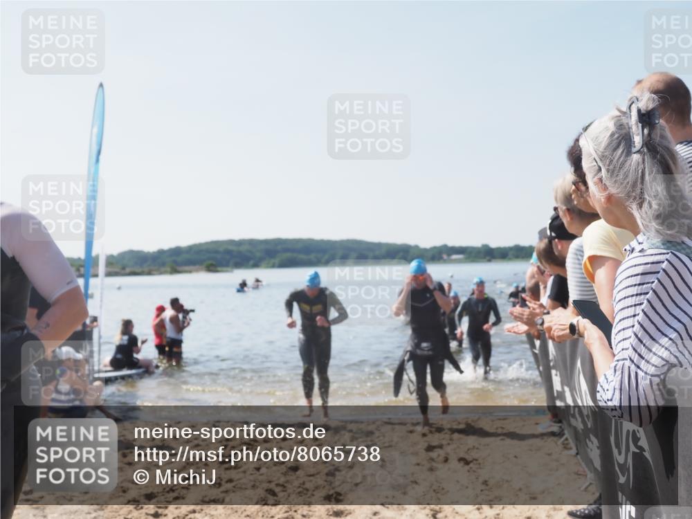 22.06.2025 - Viking Triathlon MichiJ http://msf.ph/oto/8065738 22.06.2025 10:31:57 Schwimmen 63, 87, 99, 124, 125, 193, 224, 226, 271, 435, 449, 464, 488, 507, 555, 658 meine-sportfotos.de