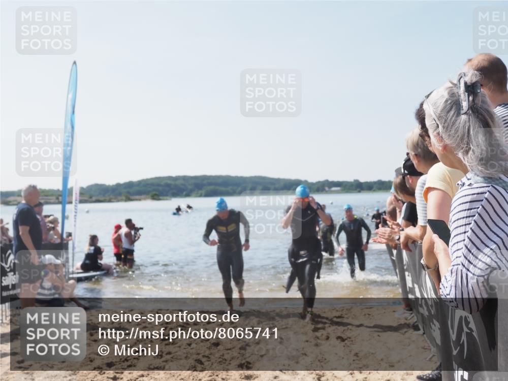 22.06.2025 - Viking Triathlon MichiJ http://msf.ph/oto/8065741 22.06.2025 10:31:57 Schwimmen 63, 87, 99, 124, 125, 193, 224, 226, 271, 435, 449, 464, 488, 507, 555, 658 meine-sportfotos.de